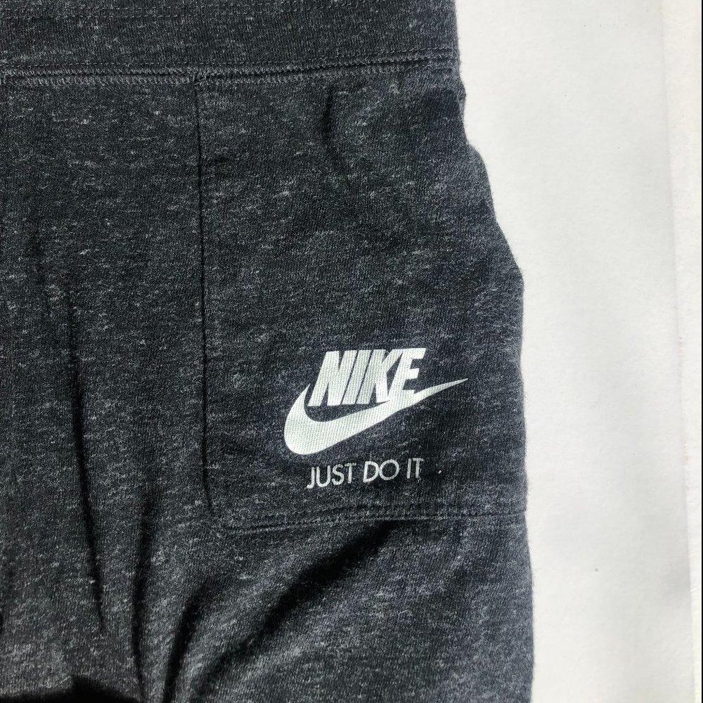 nike cotton capris